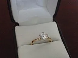Vista 6 de Anillo de compromiso de boda de oro amarillo o blanco de 14 quilates