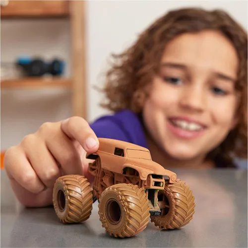 Vista 2 de Monster Jam, Mystery Mudders, camión monstruo oficial fundido a presión, lavado para revelar, escala 1:64 (los estilos variarán)