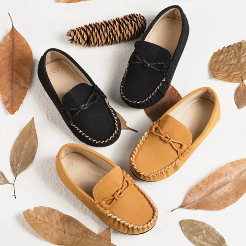 Vista 2 de CENCIRILY Mocasines para niños y niñas suaves sin cordones para vestir Oxford zapatos planos casuales para barco uniforme escolar mocasines