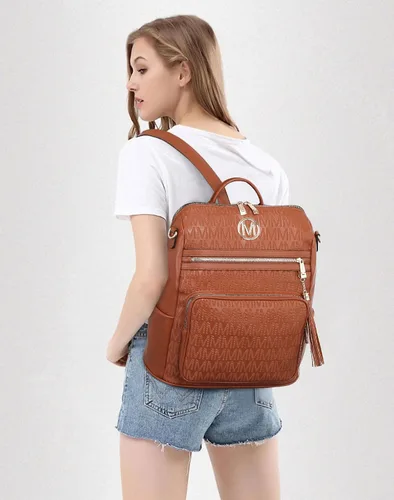 Vista 21 de MKP COLLECTION Mochila de moda para mujer, bolsa convertible grande para mujer, mochila de viaje, bolsa de hombro, juego de 2 piezas con borla, Beige
