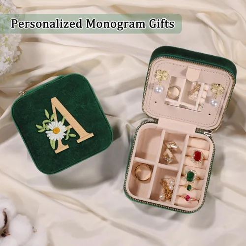 Vista 5 de GSPY Joyero de viaje de terciopelo, estuche de viaje pequeño, joyero personalizado con inicial, organizador de joyas de viaje, regalos de monograma