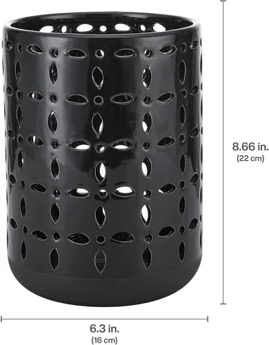 Vista 2 de Elements Florero de cerámica negra con recortes de 6.3x6.3x8.66 pulgadas