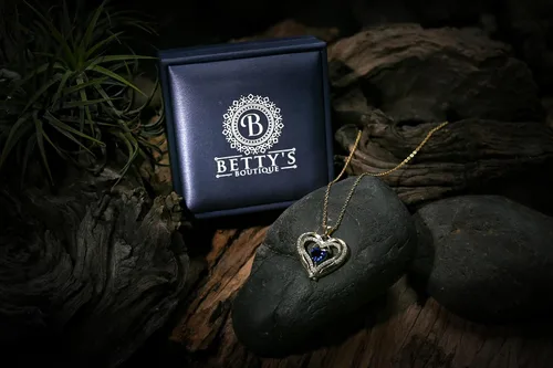 Vista 8 de BB Gold Birthstone Necklace for Women Birthstone Jewelry for Mom Necklace with Heart Pendant - 14K Gold Plated Sterling Silver Heart Necklace Gift