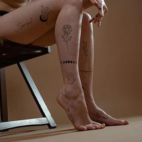 Vista 2 de Tatuajes temporales realistas para mujeres - 60 hojas de tatuajes falsos pequeños y diminutos removibles para adultos, 185 piezas minimalistas a