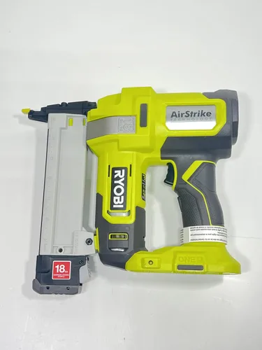 Vista 8 de RYOBI ONE+ Engrapadora inalámbrica AirStrike de calibre 18 de corona estrecha P361 Verde La batería y el cargador se venden por separado