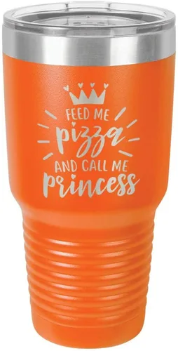 Vista 14 de Vaso grabado con pajita y tapa superior deslizante de acero inoxidable para viaje con texto en inglés "FEED ME PIZZA AND CALL ME PRINCESS