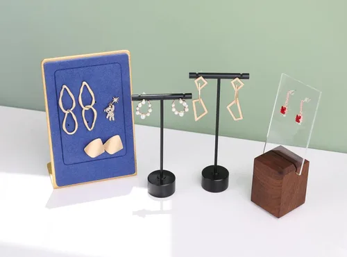 Vista 9 de GemeShou 2 aretes de metal negro con soporte en T, exhibición de joyería para espectáculo, soporte de aretes de barra en T, exhibición de fotografía