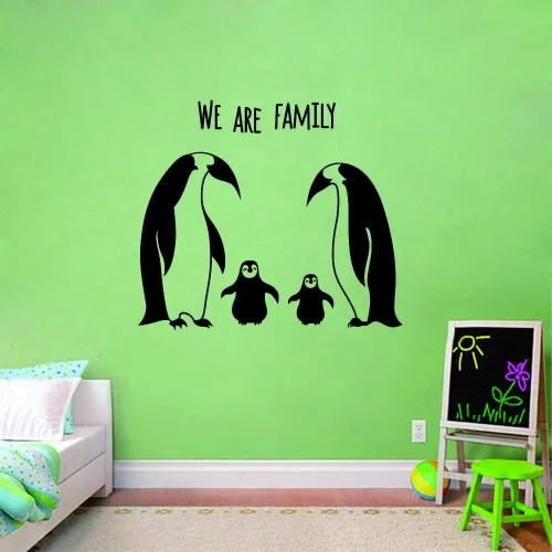 Vista 6 de Calcomanía de pared de la familia de pingüinos, adorable calcomanía extraíble para dormitorio de niños, guardería o sala de juegos, diseño colorido
