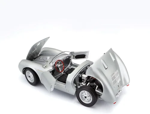Vista 5 de Maisto 1:18 Scale Porsche 550A Spyder Diecast Vehicle, Silver