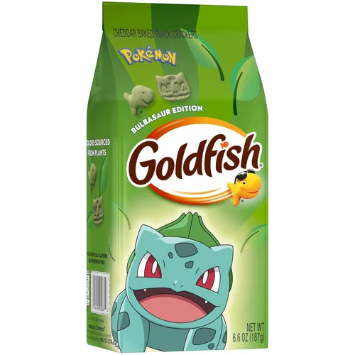 Vista 7 de Goldfish Pokémon Bulbasaur Edition Cheddar - Galletas horneadas para aperitivos, bolsa de 6.6 onzas