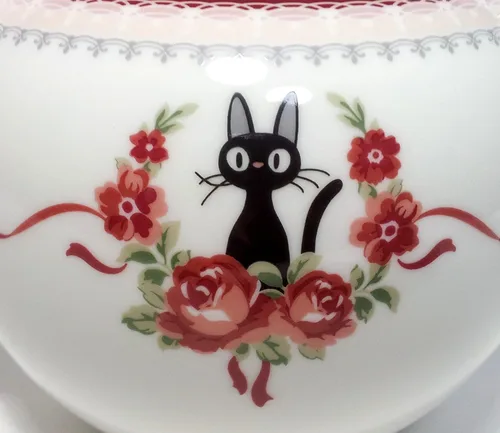 Vista 3 de Noritake Kiki's Delivery Service JIJI - Tetera rosa de Japón