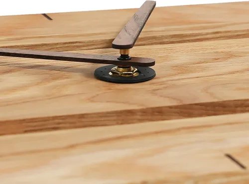 Vista 4 de CONSDAN Reloj de pared de madera que funciona con pilas, decoración de pared de madera dura cultivada en Estados Unidos, reloj analógico de madera