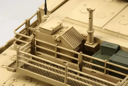 Vista 8 de Tamiya Models M1A2 SEP Abrams Tusk II Modelo Kit