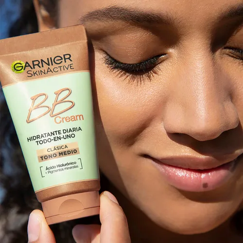 Vista 6 de Garnier - BB NATURAL SKIN 1.7 fl oz crema semitono