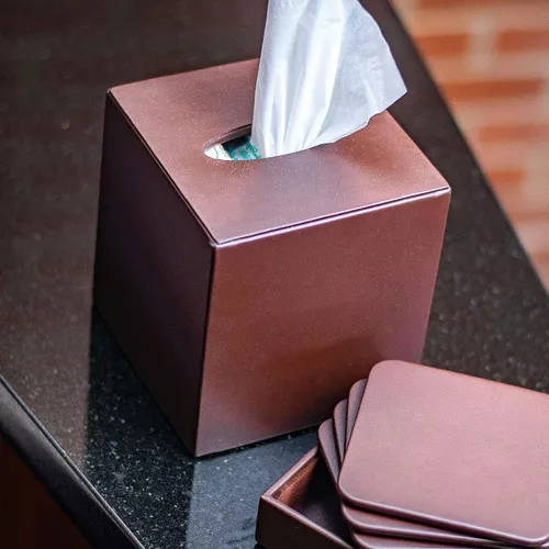Vista 4 de DACASSO Funda de piel para caja de pañuelos – Funda de piel de lujo para caja de pañuelos cuadrada – Elegante cubierta de pañuelos y sofisticada
