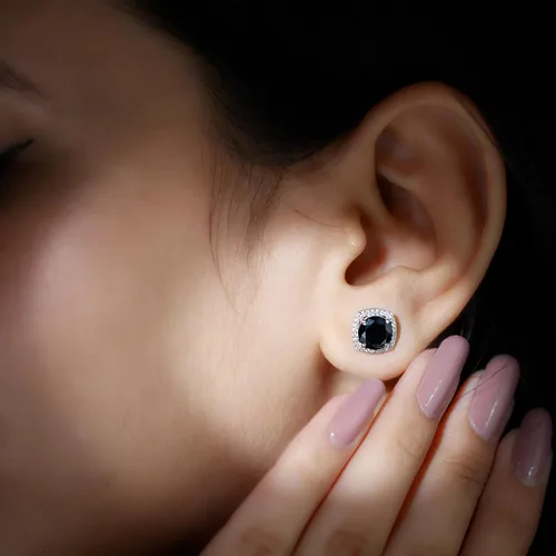 Vista 4 de Aretes de ónix negro vintage de 12 CT con halo de diamantes (calidad AAA)