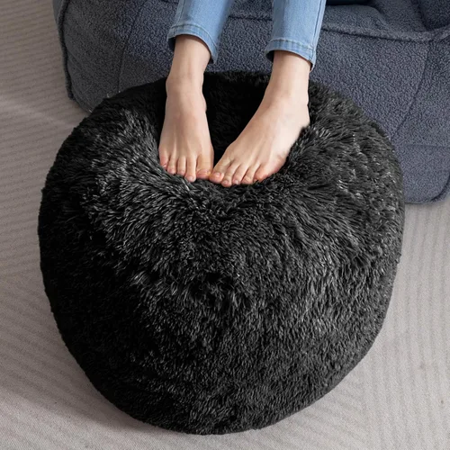 Vista 8 de HIGOGOGO Puf Otomán Redondo Relleno, Pufs Largos de Piel Sintética con Relleno de Trozos de Espuma, Puf Reposapiés Esponjoso y Peludo Otomán