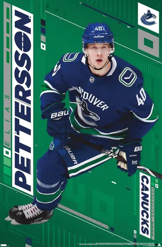 Vista 11 de Trends International NHL Vancouver Canucks - Póster de pared Elias Pettersson 19, 14.725 x 22.375 pulgadas, versión enmarcada de madera de granero