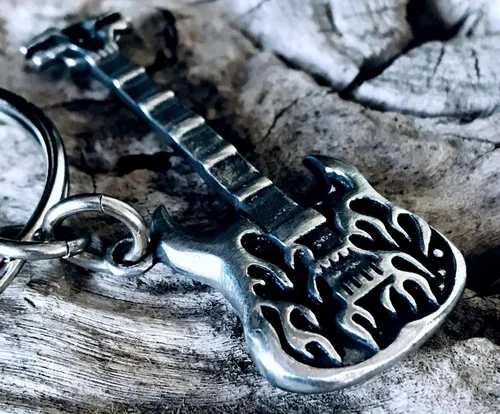 Vista 2 de Pewter Electric Bass Guitar with Flames KeychainKey Ring