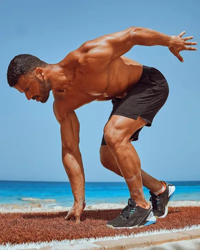Vista 5 de Lempue Paquete de 2 pantalones cortos deportivos para hombre de 5 pulgadas, de secado rápido, pantalones cortos de entrenamiento para gimnasio