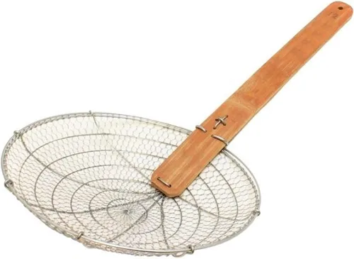 Vista 14 de TrueCraftware - Espumador de malla gruesa de 4 pulgadas de acero galvanizado con mango de bambú natural- Cucharón de araña para freír alimentos