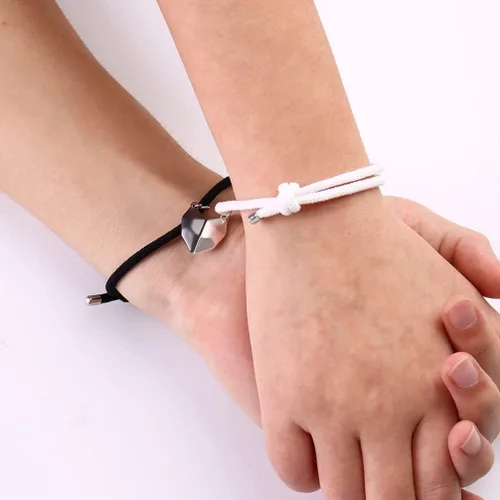 Vista 9 de 1 juego de collar de corazón para parejas, parejas, pulsera magnética BFF, collar con imán a juego, collar de rompecabezas de corazón, pulsera