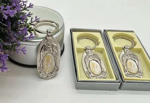 Vista 2 de RBN Llavero de la Primera Comunión Favor (12 PCS) Nuestra Señora de Guadalupe Bautismo Llavero Metal Recuerdos para Primera Comunión Bautizo
