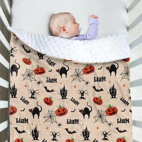 Vista 3 de Manta de Halloween personalizada, diseños de dibujos animados con nombre personalizable, manta de franela de felpa suave con respaldo punteado