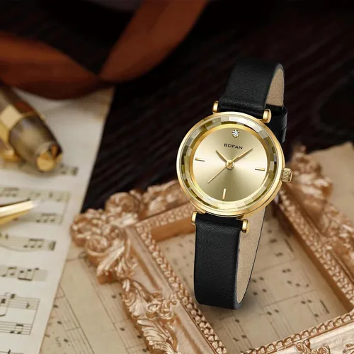 Vista 5 de BOFAN Reloj de pulsera para mujer con esfera de diamante, bisel de cristal y cómoda correa de cuero suave.