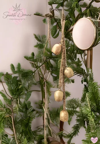 Vista 3 de Campanas colgantes de estilo rústico con 4 campanas redondas para manualidades, árbol de Navidad, cascabel, campanas colgantes