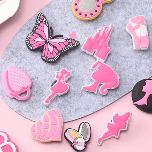 Vista 4 de NEVEGE Dijes de flores para zapatos para niñas, bonitos dijes de diseño para zapatos para adultos, adolescentes, niños, decoración de zapatos