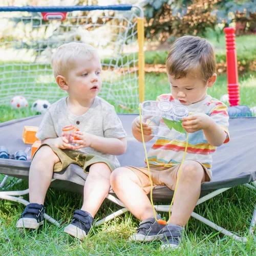 Vista 3 de Regalo My Cot® Cama portátil individual para niños con sábana bajera, cama plegable de viaje y cuna de campamento, cuna de dormir ligera para niños