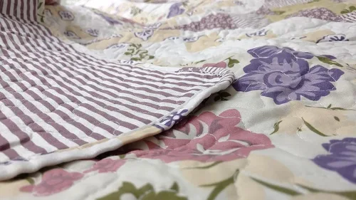 Vista 6 de DaDa Bedding Cottage - Juego de colcha floral rosa malva – Colcha acolchada reversible ligera transpirable con fundas de almohada – Jardín