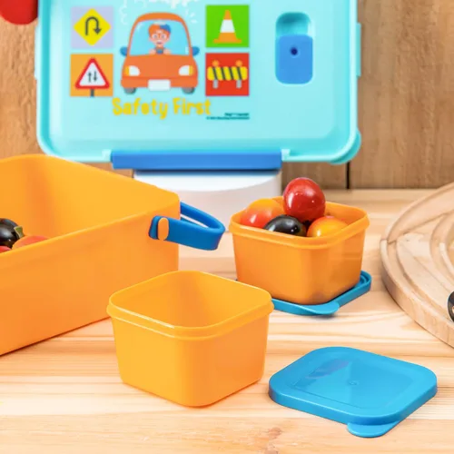 Vista 4 de Zak Designs Blippi Caja Bento de plástico reutilizable con sello a prueba de fugas, asa de transporte, ventilación de vapor para microondas