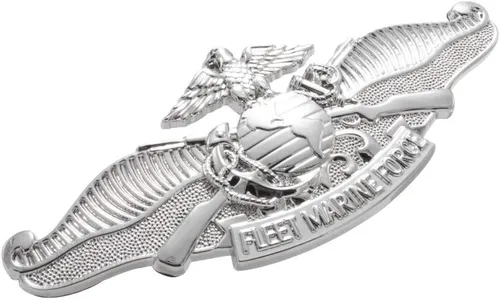 Vista 19 de Emblema de metal de la tripulación de la Fuerza Aérea
