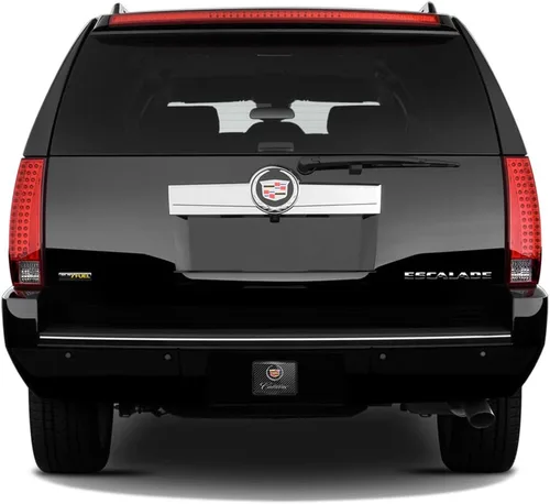 Vista 3 de iPick Image Placa de metal con aspecto de fibra de carbono con gráfico UV Cadillac en plástico ABS 2 cubierta de enganche - Con licencia