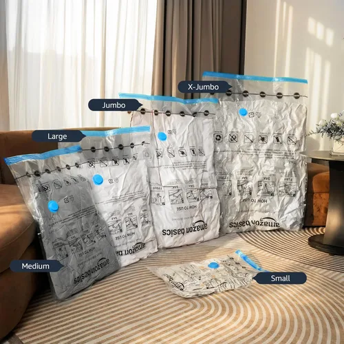 Vista 7 de Amazon Basics Bolsas de almacenamiento al vacío con bomba de mano para viajes, bolsas de compresión que ahorran espacio para ropa, ropa, mantas