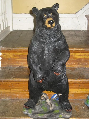 Vista 2 de Estatua de oso negro de pie de 31.5 pulgadas de alto ~ Gentle Ben ~