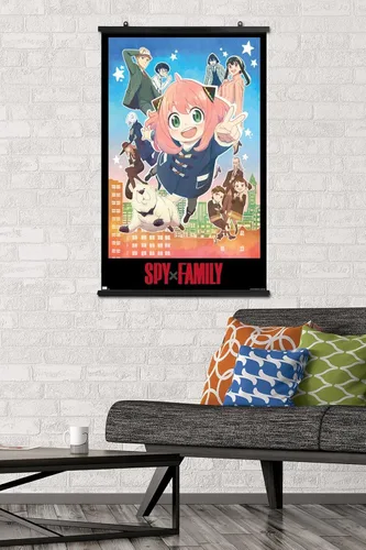 Vista 2 de Trends International Spy x Family - Póster de pared Anya Key Art, 34 pulgadas de largo x 22.4 W, paquete de póster y clip