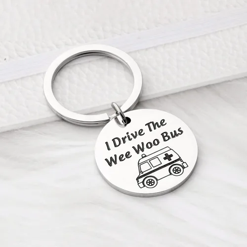 Vista 5 de FAADBUK Llavero de conductor de ambulancia, regalo de respuesta I Drive The Wee Woo Autobús de emergencia para vehículo de emergencia, regalo