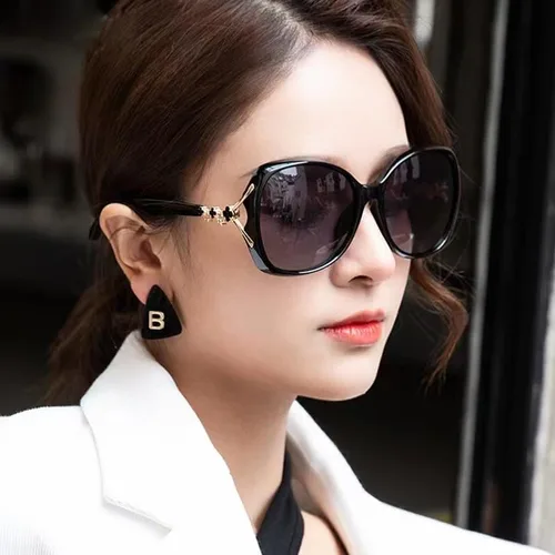 Vista 7 de Gafas de sol polarizadas de moda para mujer, protección UV para conducir