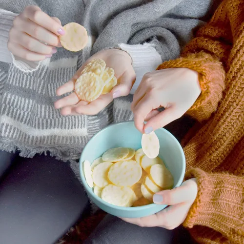 Vista 7 de Good Thins Galletas de arroz simplemente saladas sin gluten, 3.5 onzas (Paquete de 3)