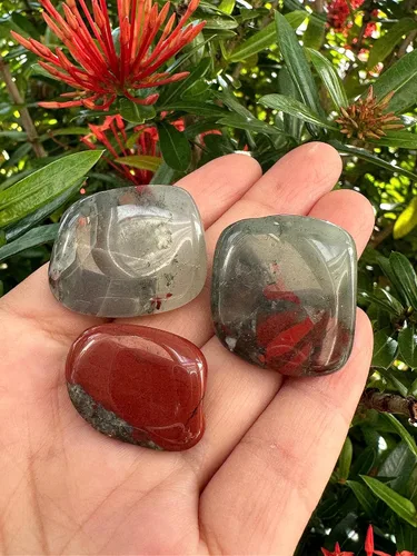 Vista 5 de GAF TREASURES Piedras pulidas de piedra de sangre africana de 1/2 libra, piedra preciosa de sangre africana pulida, cristales curativos de piedra