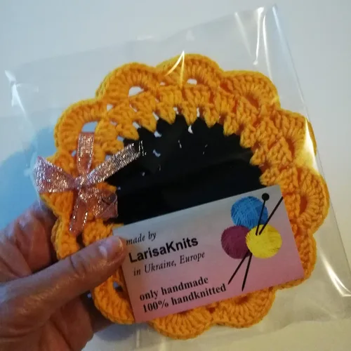 Vista 2 de Juego de 2 posavasos de ganchillo hechos a mano, diseño de girasol, tapete de mesa con aislamiento para bebidas absorbentes