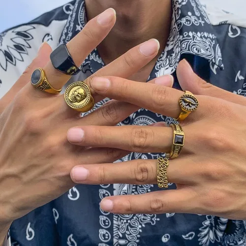 Vista 4 de Anillos punk vintage de oro y plata para hombres, mujeres y niñas, juego de anillos góticos geniales, anillos gruesos apilables para nudillos