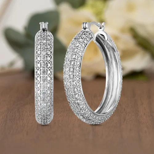 Vista 3 de Natalia Drake Aretes de aro anchos de diamante de 14 quilates para mujer en plata de ley 925 chapada en rodio, Metal precioso., Diamante