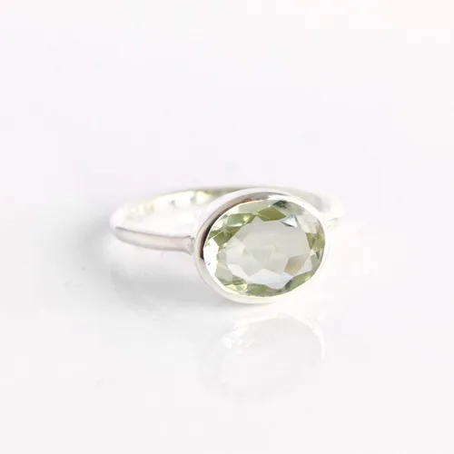 Vista 69 de Oval Birthstone Ring Bezel Set in Vermeil Gold, Sterling Silver, or Rose Gold, Stacking Birthstone Ring [rOMB]