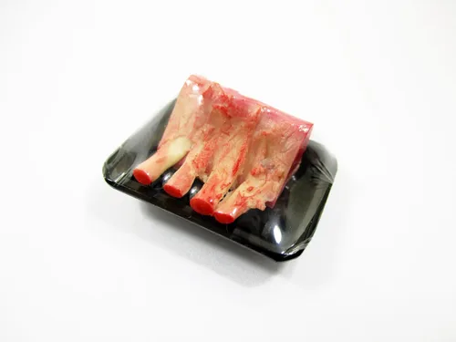 Vista 6 de Casa de muñecas Alimentos en miniatura Costillas crudas Cerdo Carne Supermercado Alimentos Pack Bandeja 16721 Fresh cut pork ribs butcher platter