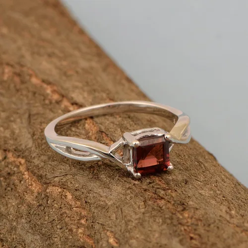 Vista 3 de Star Joya Anillo solitario de plata de ley 925 con piedra natal cuadrada y nudo celta, Gema