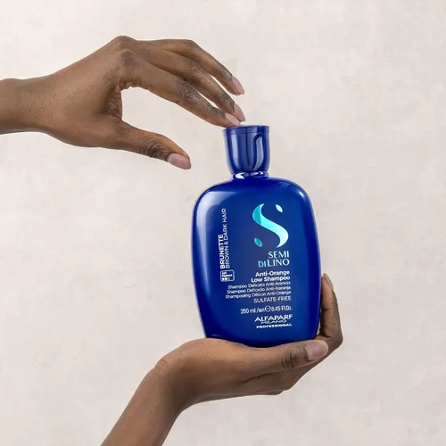Vista 4 de ALFAPARF MILANO Semi di Lino - Champú azul para cabello moreno, castaño, castaño y oscuro, champú anti naranja, sin sulfato, elimina el latón